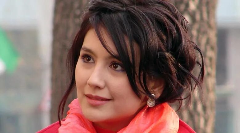 дилноза оиласи. узбек актриса и дилноза кубаева. дилноза кубаева. дилноза сахарларда. севара саидбекова.