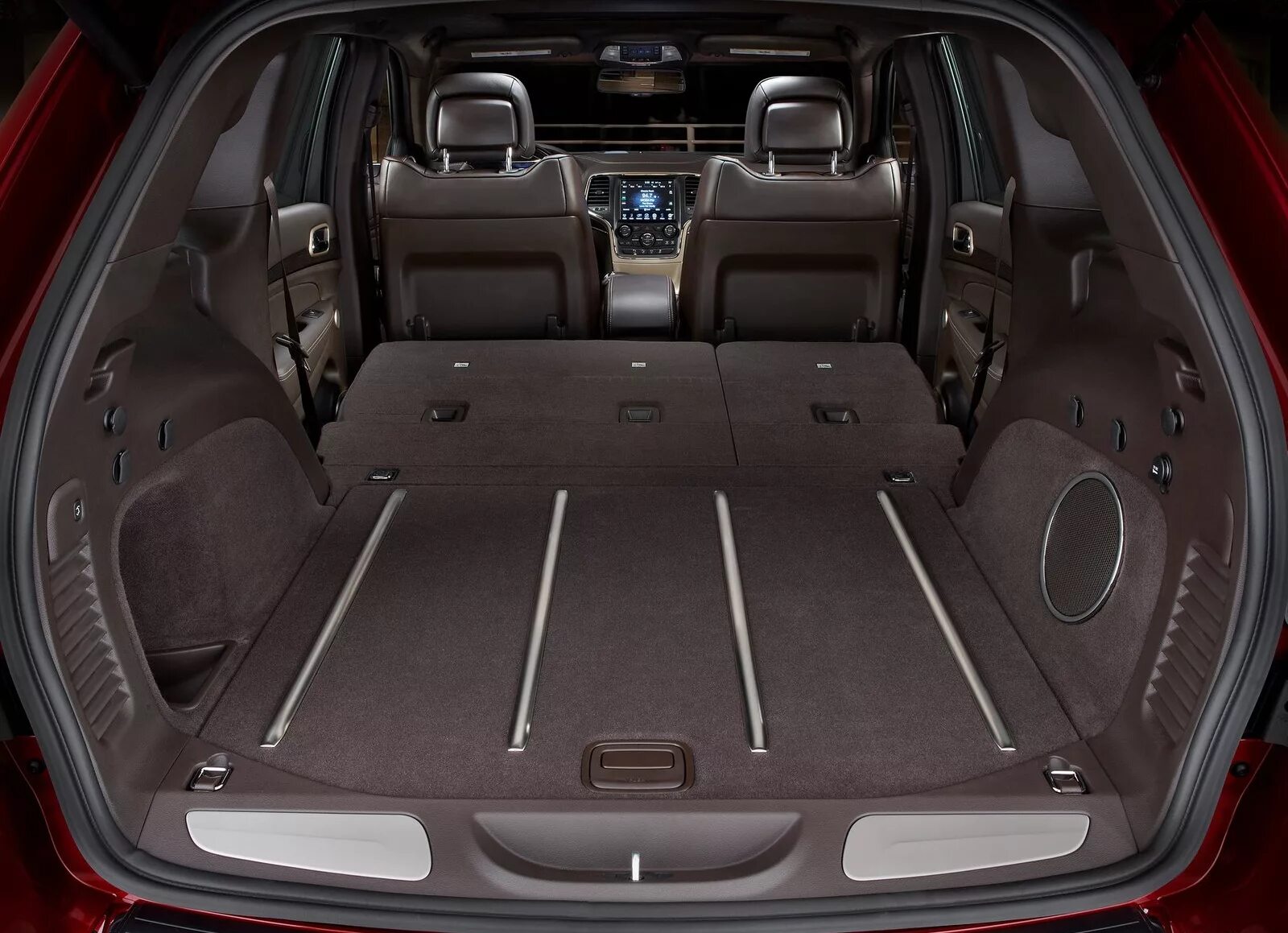 Багажник джип гранд чероки. Багажник jeep grand cherokee wk2. Jeep grand cherokee 2022 багажник. Jeep багажник slimline wk2. Багажник джип гранд чероки.