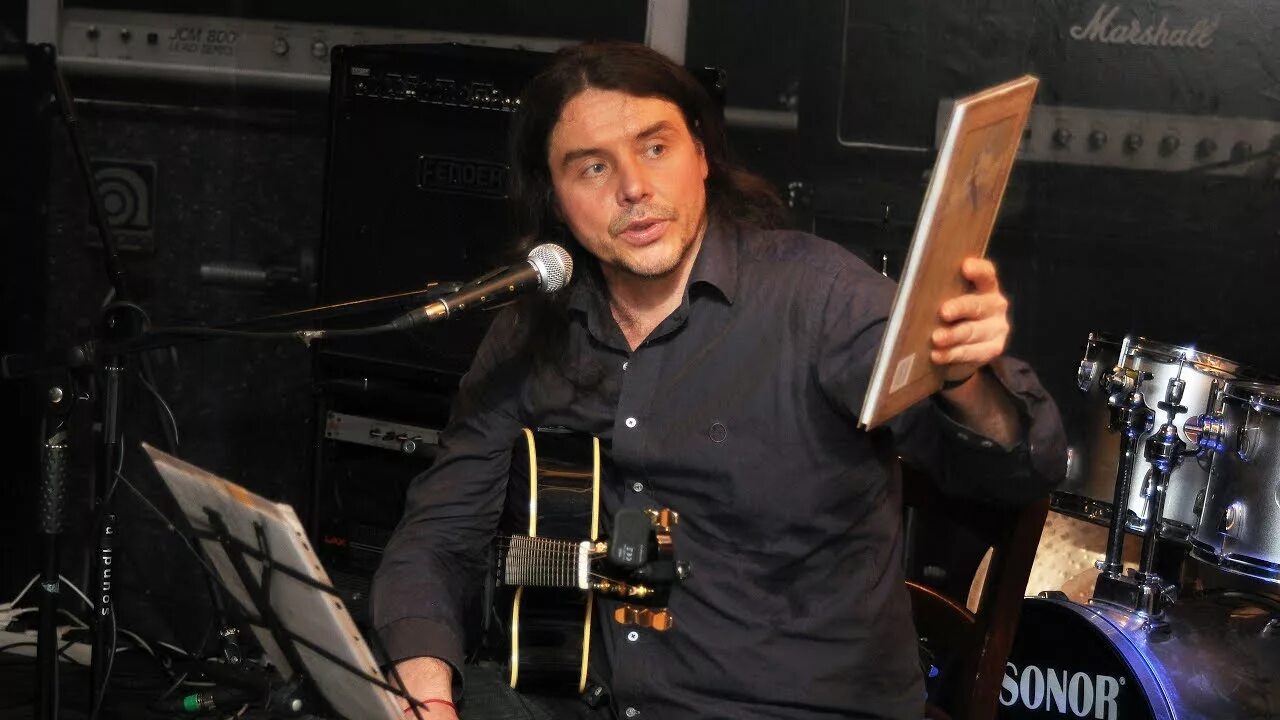 Александр морозов бас. Основная мысль произведения певцы. Владислав косарев певец. Музыкант пётр дранга. Певцы современники.