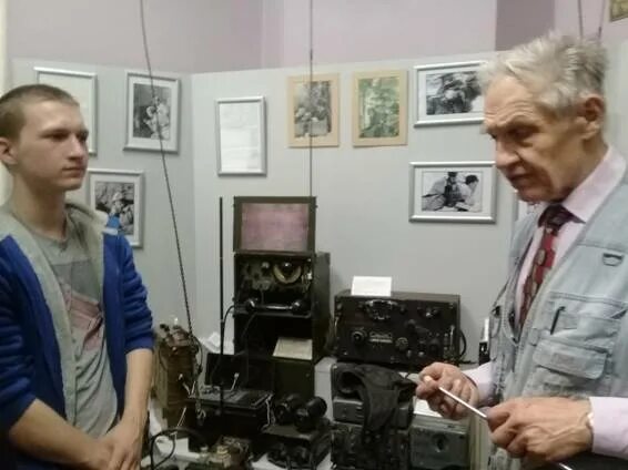 Спутник "радио-2". Судовой радист. Радиолюбительские спутники. Радист спб. Радиолюбительские спутники.