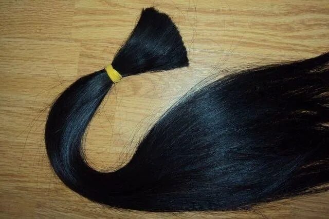 Наращивание волос черные. Хвост черный для наращивания. Черные срезы волос для наращивания. Волосы для наращивания 60 см чёрные.