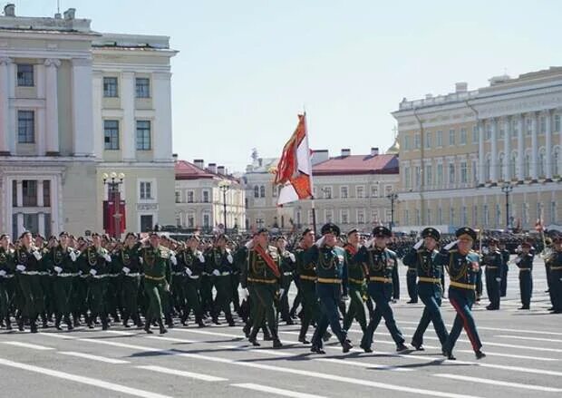 Санкт петербург офицеры. Михайловская Военная Артиллерийская Академия г.Санкт-Петербург. Курсанты Михайловской военной артиллерийской Академии. Курсанты МВАА. Что с курсантами Михайловской артиллерийской Академии.