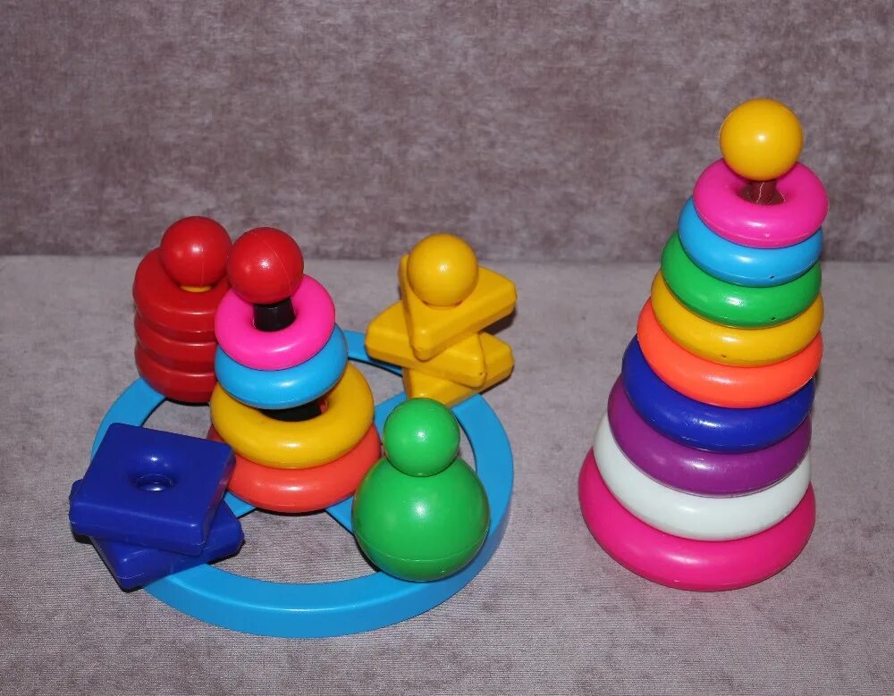 Раздаточный материалпиромидки. Пирамидки вкладыши. Пирамидки в детском саду. Пирамидка сортер монтессори. Игрушки для детей раннего возраста.