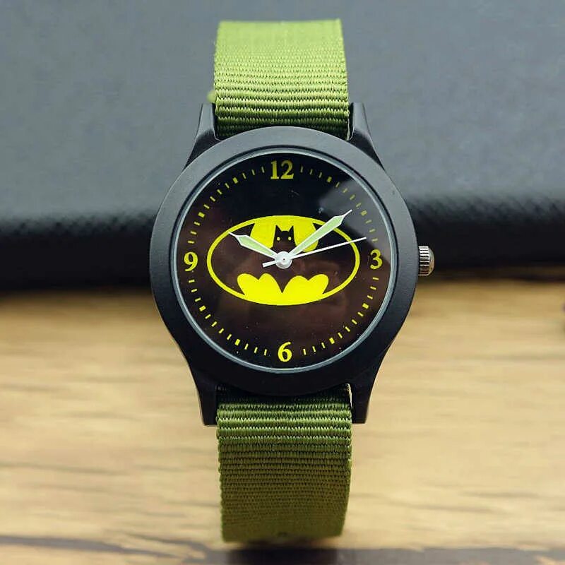 Часы с Бэтменом наручные. Детские часы Бэтмен. Часы с Бэтменом наручные детские. Часы Бэтмен наручные мужские.