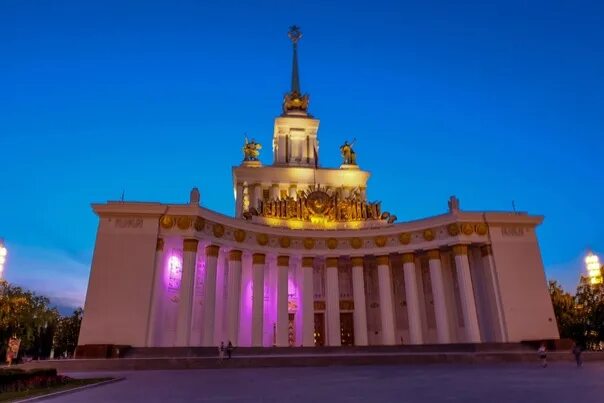 Фото вднх в москве 2024 сейчас. Вднх новогодние украшения. Вднх дружба народов фестиваль. Парк вднх сейчас. Вднх в москве 2023.