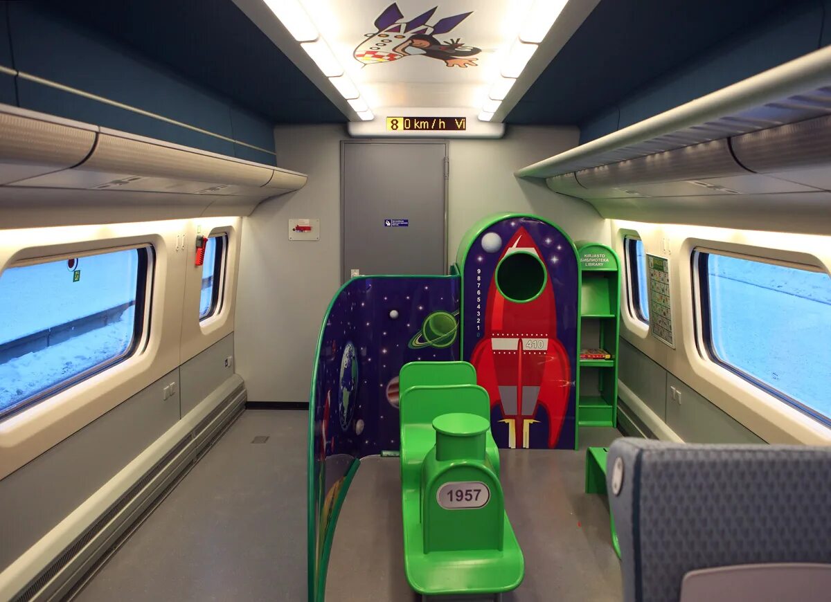 вагон 10 сапсан семейный. сапсан детское купе 10 вагон. места в купе для детей. поезд сапсан детский вагон. вагон 10 сапсан семейный.