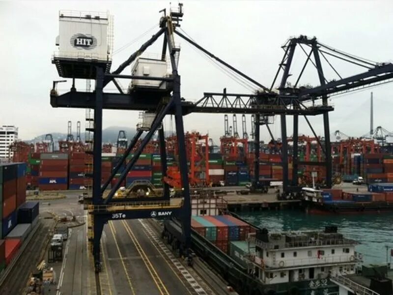 козловой кран rmg. портальный кран зубр 950. рельсовый портальный кран. мостовой кран 600 тонн. портальный кран (gantry crane) —.