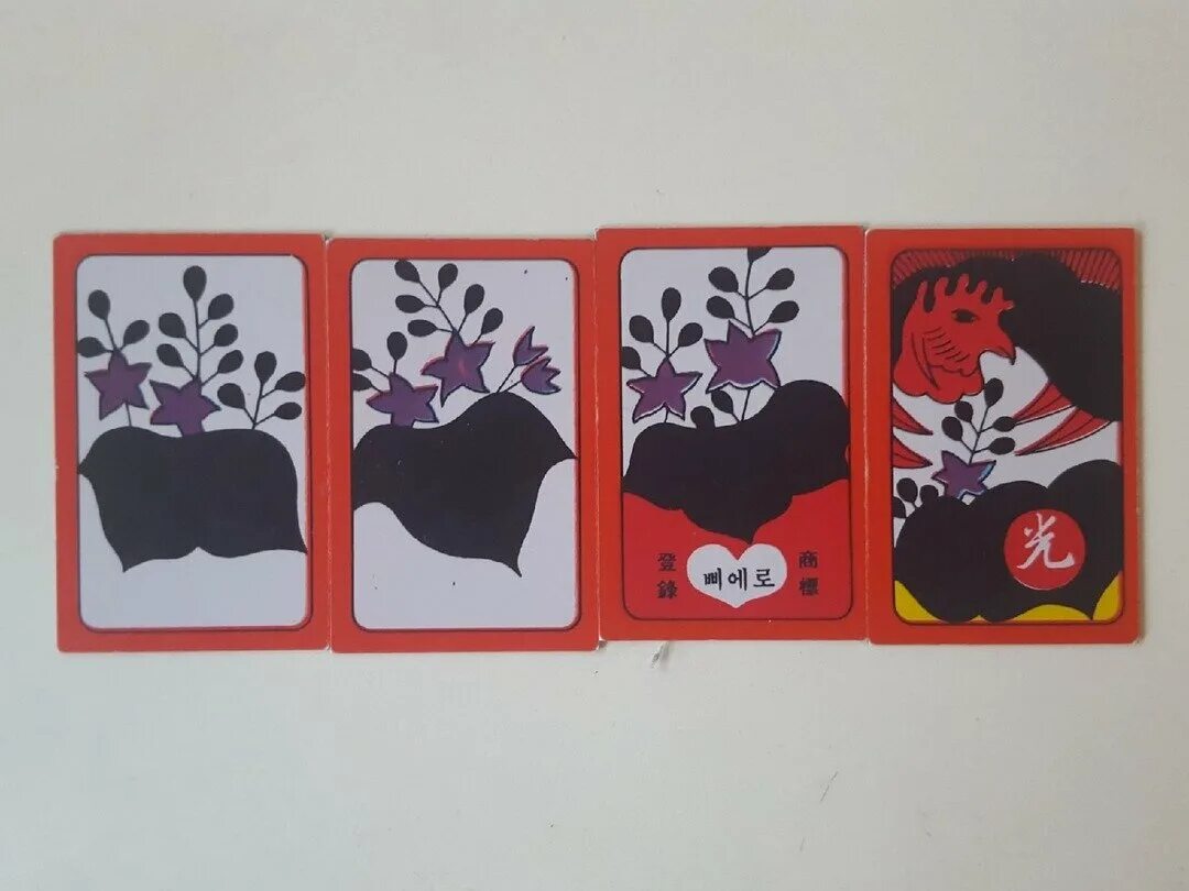 Корейская карточная игра. Хато игра корейская. Корейская карточная игра хато. Цветочная колода ханафуда. Хато правила.