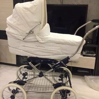 Коляска люлька белый