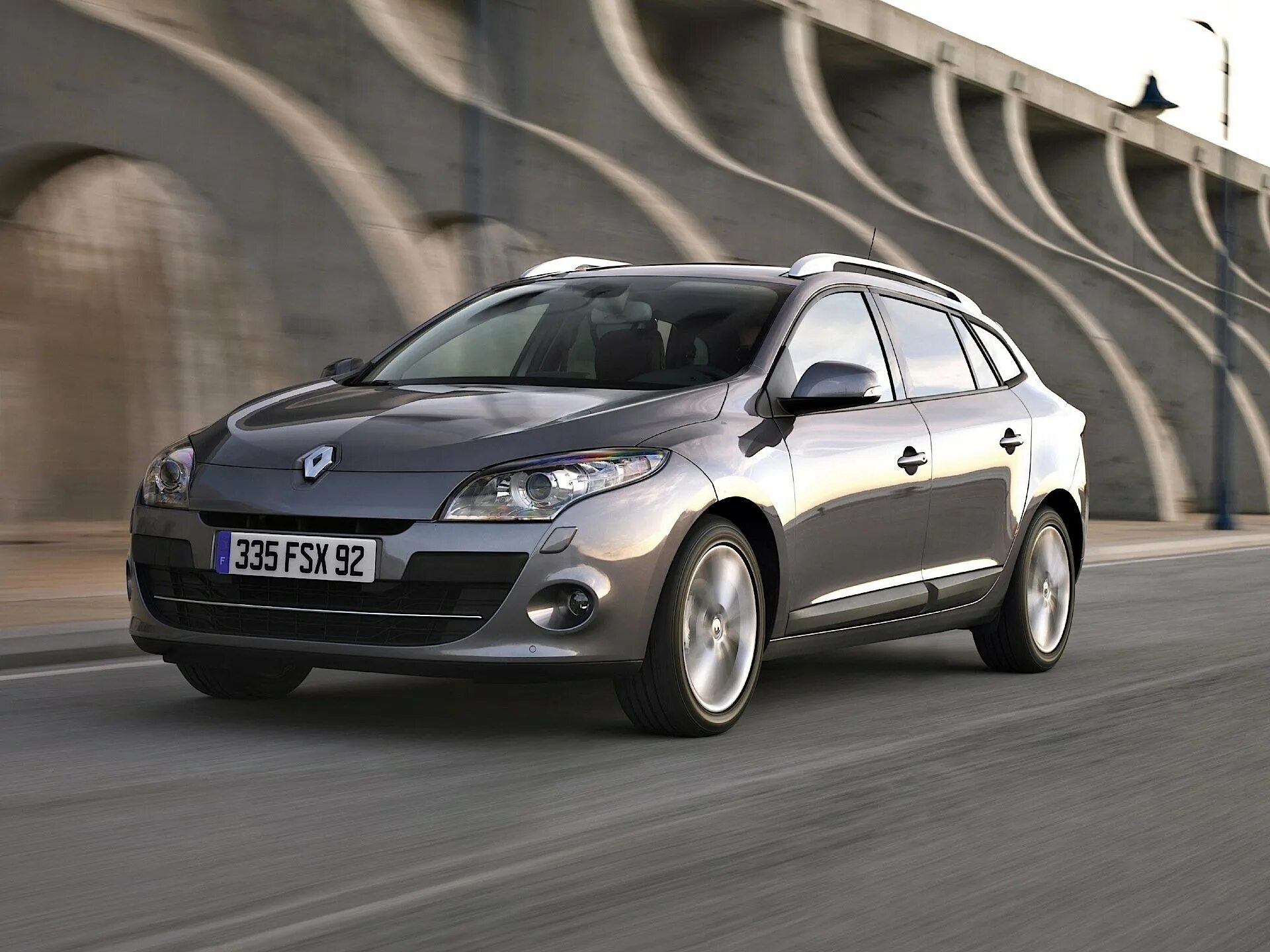 Машин маш 3. Renault Megane 3. Renault Megane 3 2010. Reno Megane 3. Renault Megane Sport Tourer.