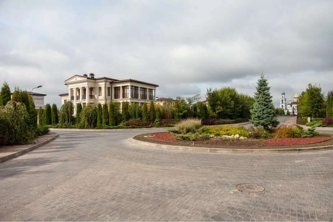 Поселок монолит. Коттеджный поселок монолит новорижское шоссе. поселок монолит на новой риге. поселок монолит новорижское шоссе. монолит кп новая рига.