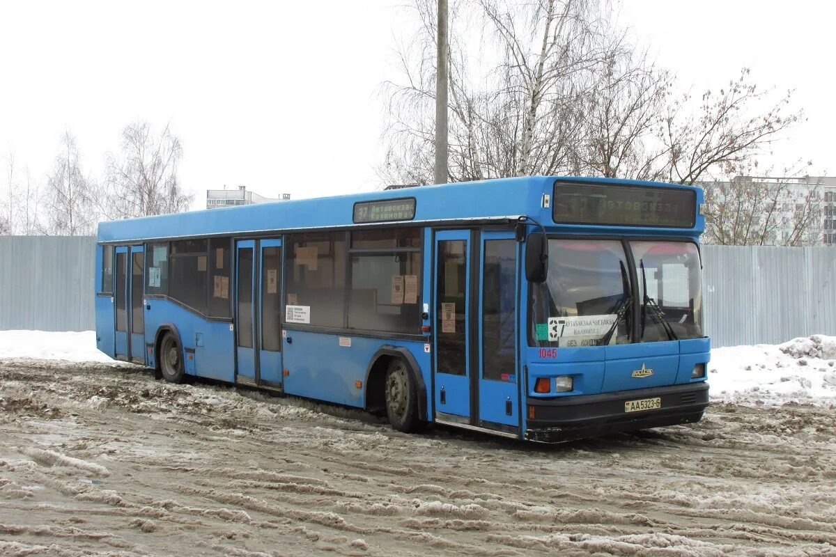 Автовокзал могилев номер телефона. 1045 Автобус. Фото автобуса 1045 белый. В какой компании находится автобус 1045.