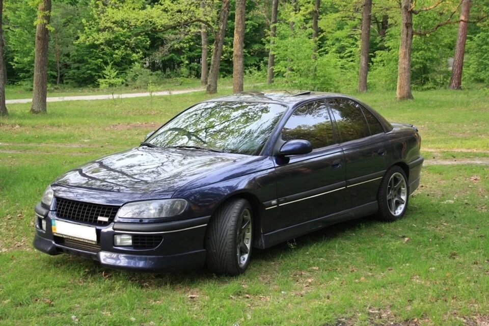 Омега б фото. Opel Omega b. Опель Омега б 3. Opel Omega b Black. Opel Omega b 2003 3.2.