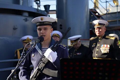 Сколько лет морскому флоту
