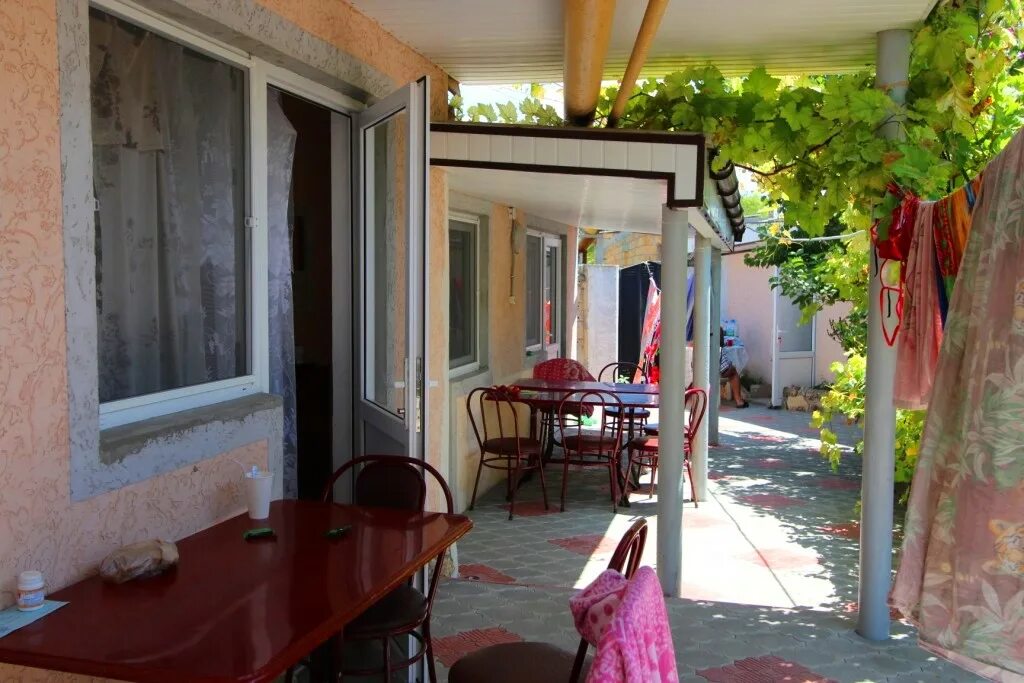 дом у моря межводное пограничная. межводное квартиры. межводное пансионат. гостевой дом янтарь в межводном. межводное отель амидея.