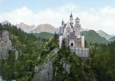 Замок в горах
