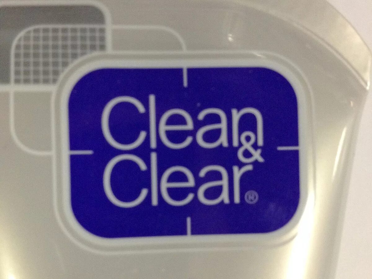 Включи clear. Clear логотип. Клеа лого. Клин эмблема. Clean Clear logo PNG.