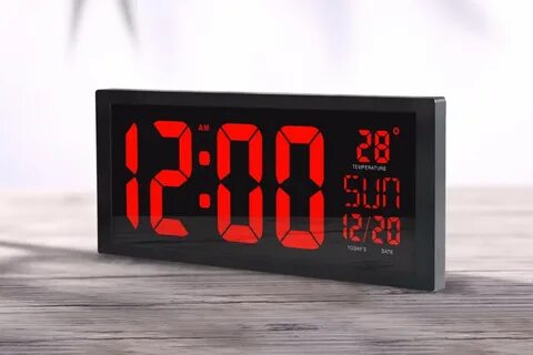 Электронные часы большим экраном