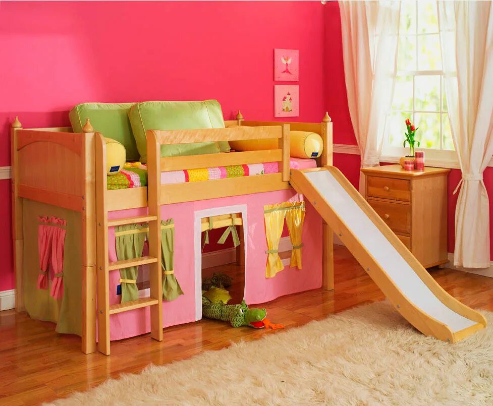Детские кровать можно. Кровать для детей. Кровать для девочки. Двухэтажная кровать с горкой. Детская кровать с горкой.