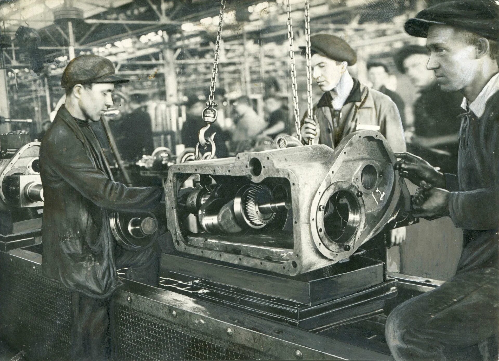 Стз тракторный. Сталинградский тракторный завод 1930. Волгоградский тракторный завод в 1930. Тракторный завод в Сталинграде 1930. СТЗ завод Сталинград.