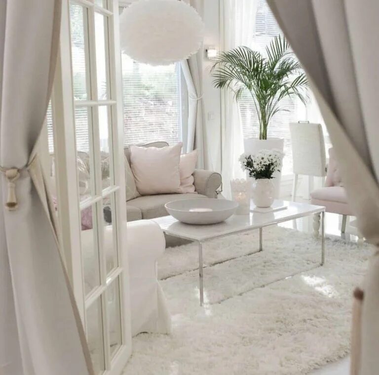 faux-tray-ceiling-low-ceiling - Laurel Home Blue ceilings, House design, Starter