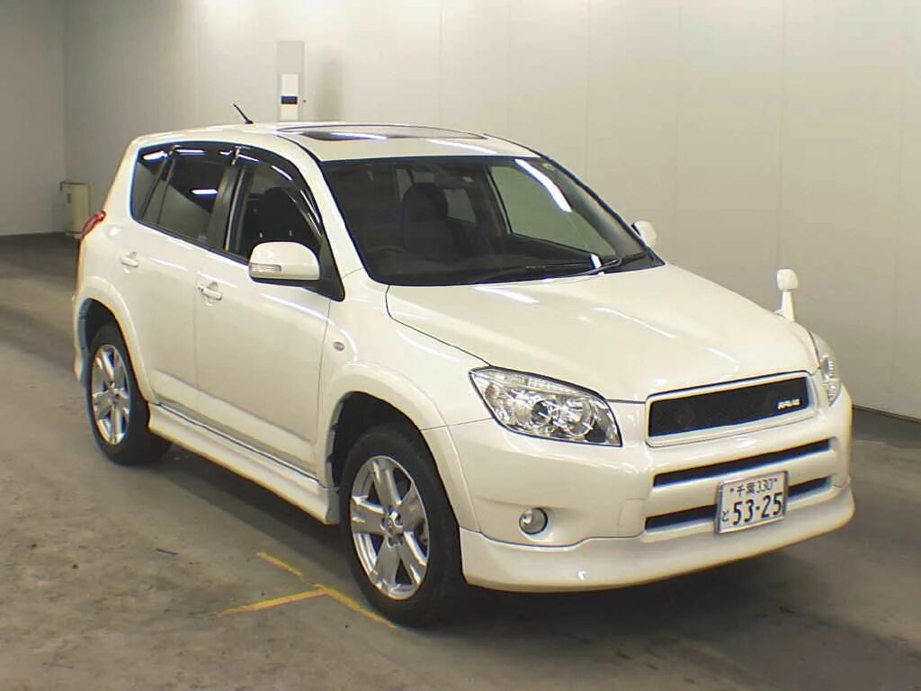 Тест рав 4 видео. Toyota rav4, 2007 2.4. тойота рав 4 2007 года 2.4. тойота рав 4 праворульная. тойота рав 4 второго поколения японский обвес.