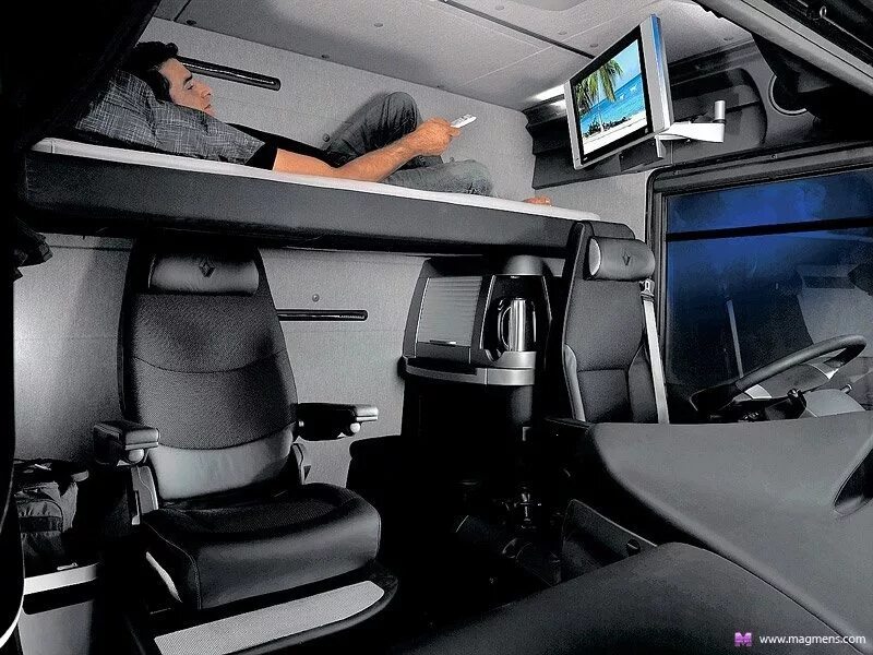 Капитальный ремонт кабины внутри - Renault Magnum, 9,9 л, 1999 года своими рукам