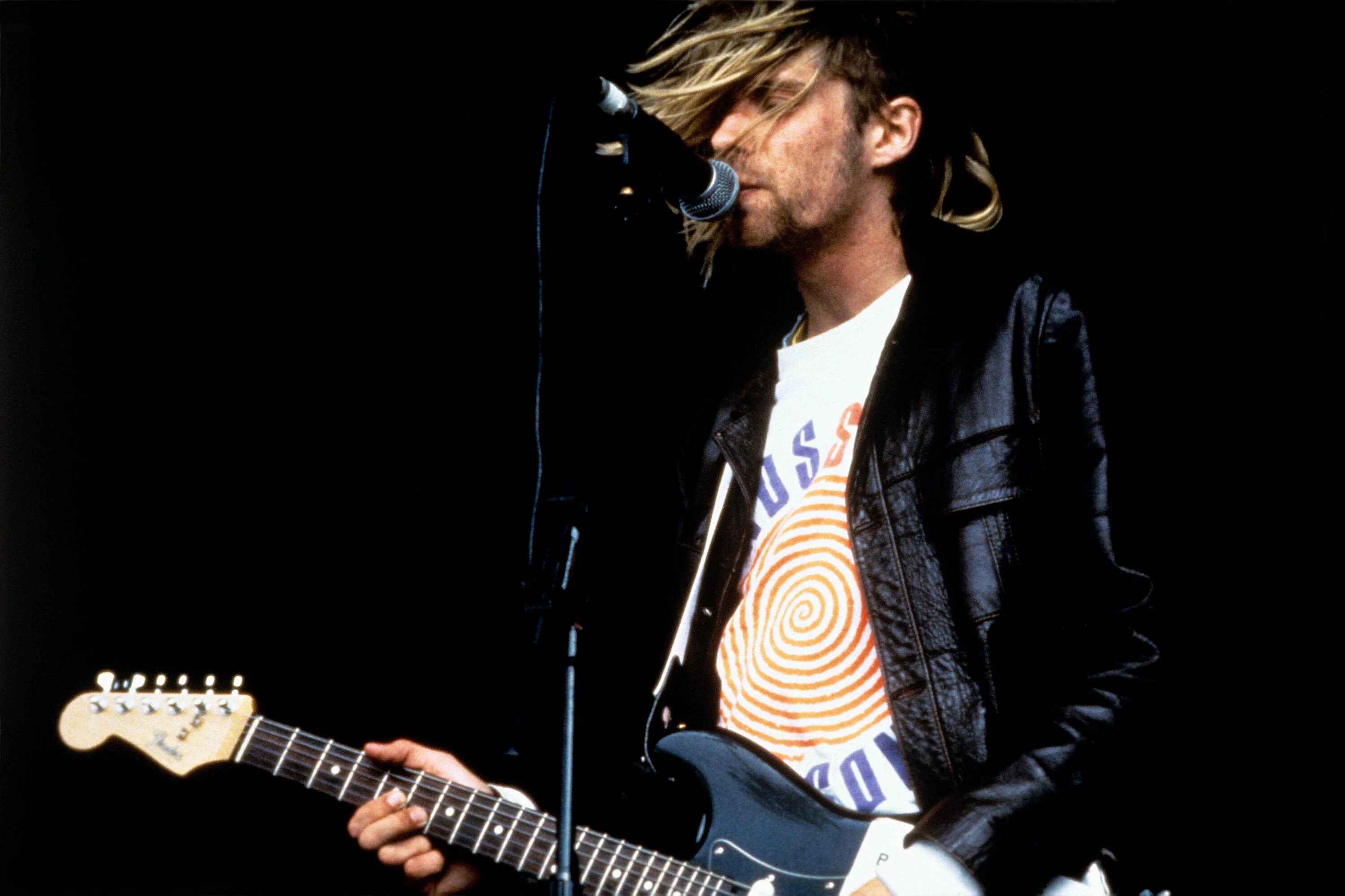 Нирвана читать. Курт кобейн. курт кобейн 1991. nirvana 1992. нирвана курт кобейн.