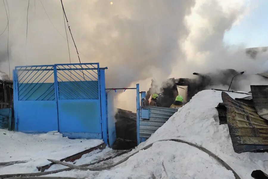 Пожары. Пожар на котина 3. Пожар фото. Чрезвычайное происшествие. Пожар в новосибирском районе сегодня.