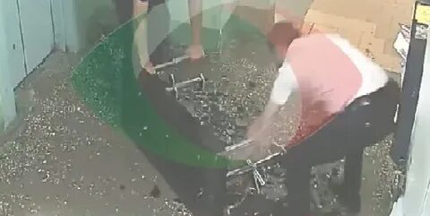 Залила парня