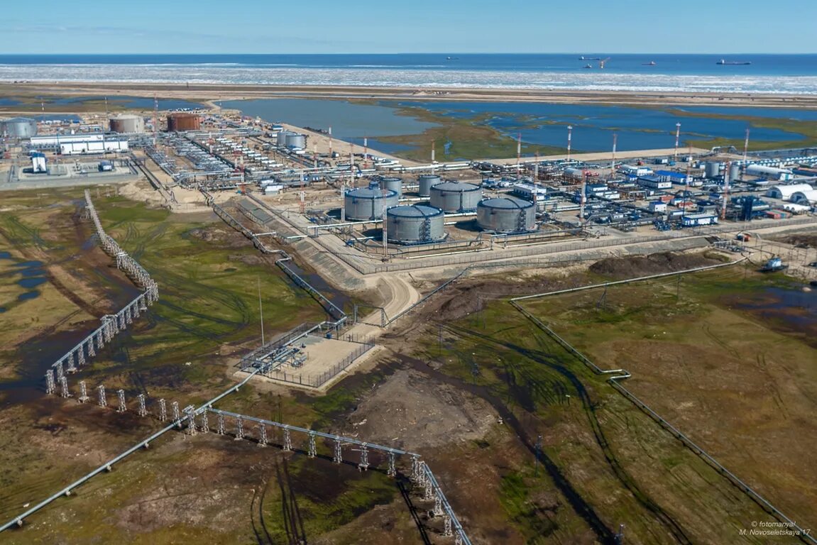 Мыс порт. Мыс каменный псп газпром нефть. мыс каменный терминал газпромнефть. ворота арктики мыс каменный. новопортовское месторождение газпром нефть.