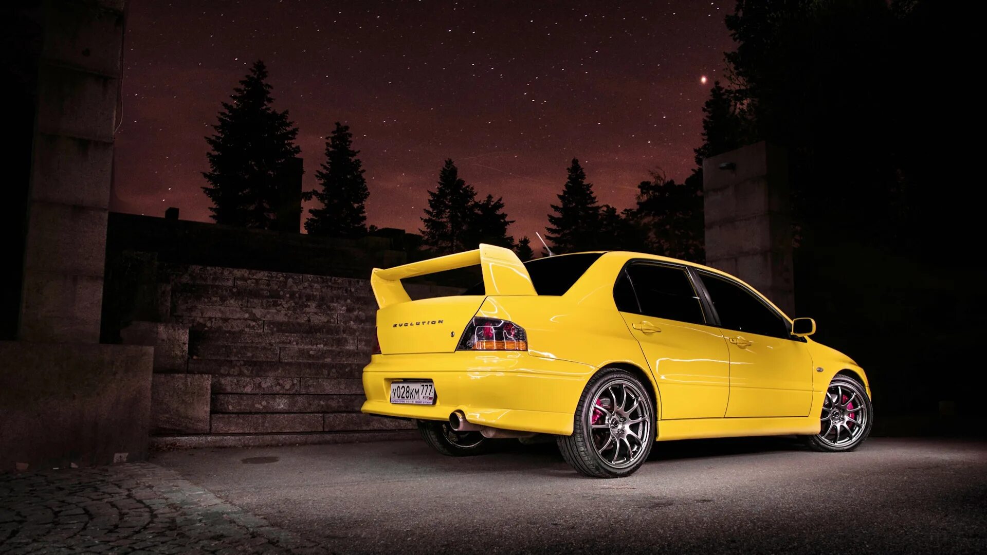 Color tune. Лансер Эволюшн 7. 2001 Mitsubishi Lancer Evolution VII. Mitsubishi Lancer Evolution 8. Желтый Lancer Evolution 7.