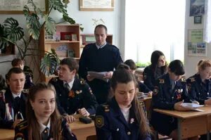 Поступить в колледж полиции после 9. Средняя школа милиции. новокузнецкая школа милиции. школа полиции новокузнецк. полицейский класс в школе иванаево.