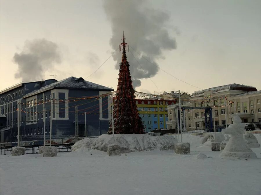 Г Анадырь Чукотский автономный округ. Анадырь сейчас. Дом культуры Анадырь сбоку. Анадырь зима.