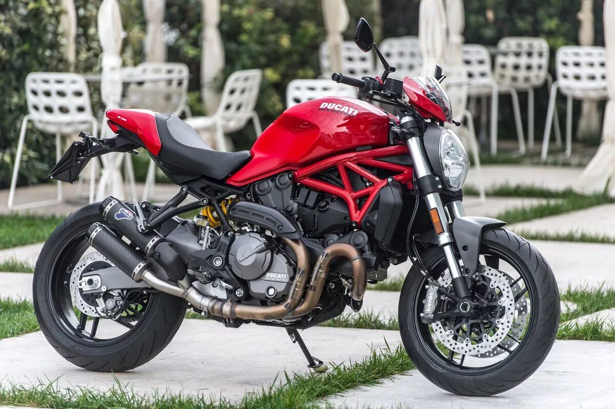 Ducati monster 821. Ducati Monster 821 2019. Ducati Monster 821 2018. Мотоцикл Ducati Monster 821.