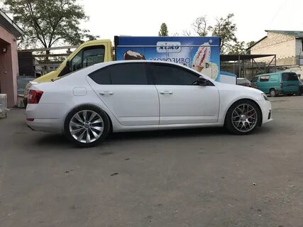 Примерял Interlagos r18! - Skoda Octavia Mk3, 1,8 л., 2013 года колёсные диски D