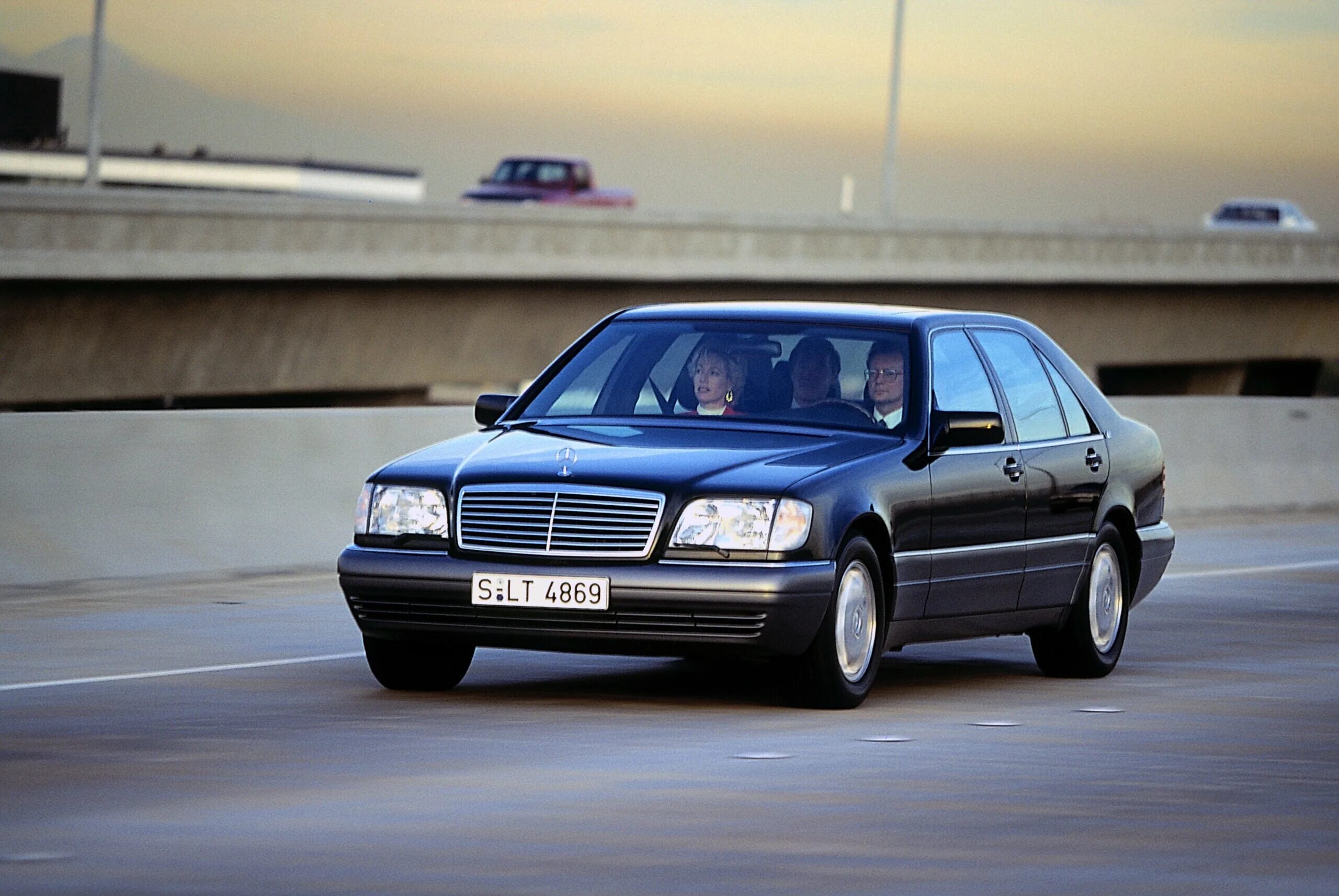 Мерс w. Mercedes-benz w140. мерседес w140. mercedes benz 140 s600. мерседес бенц s600 w140.