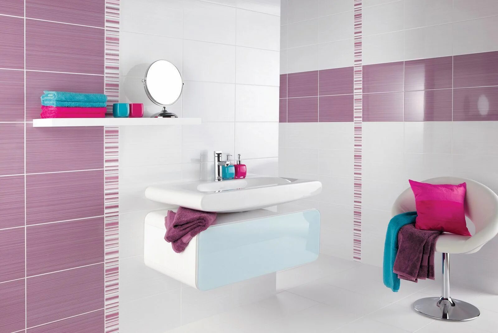 Комбинация плиток. Сочетание плитки в ванной. Сочетание цветов плитки в ванной. Комбинированная плитка в ванной. Сочетание цветов кафеля в ванной.