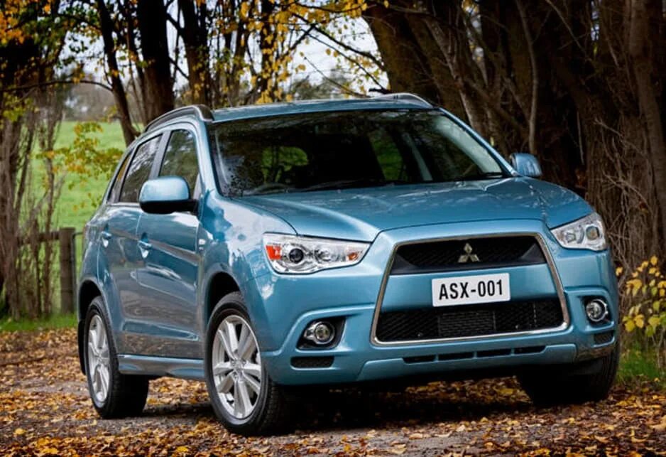 Плюсы mitsubishi. Мицубиси АСХ. Мицубиси ASX 2010. Мицубиси АСХ 2013. Мицубиси АСХ 2011.