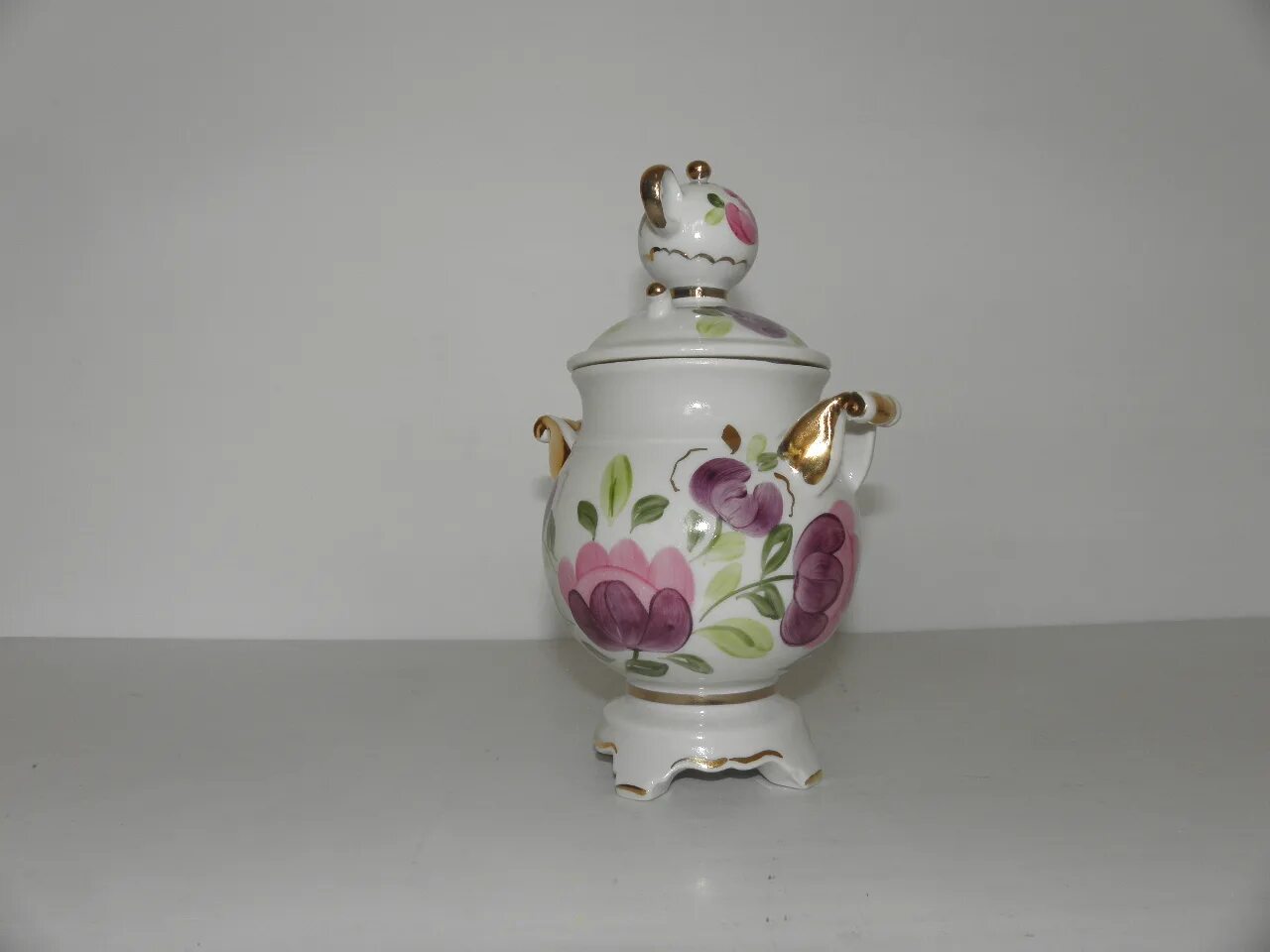 Фарфор сысерти сайт. Фарфоровые скульптурки сысерть. Фарфор сысерти сайт. Южноуральский фарфоровый завод, фарфор. Екатеринбургский фарфор.