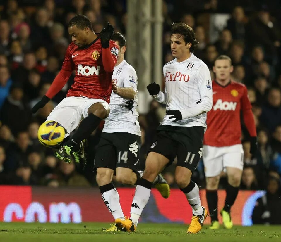 Manchester united fulham live. Манчестер Юнайтед Фулхэм. Manchester United Fulham. На каком канале Манчестер Юнайтед Фулхэм.