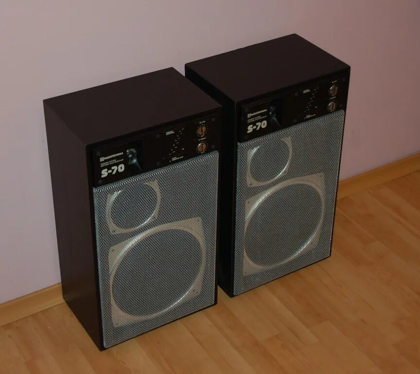S70 radiotehnika. Колонки ас 70 радиотехника. S-70 radiotehnika 35ас-013 фильтры. 35ас-013 radiotehnika s-70. 35 ас-1 radiotehnika.