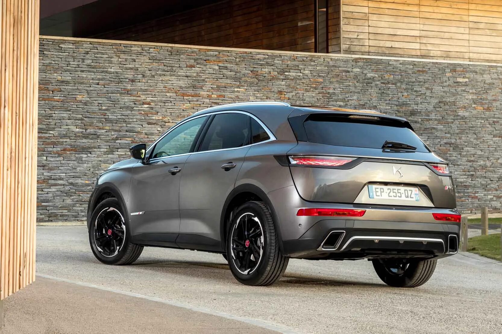 Ситроен ds7 crossback. Ситроен дс 7 кроссбэк. Ситроен дс 7. Citroen ds7 crossback. Кроссовер ds 7 crossback.