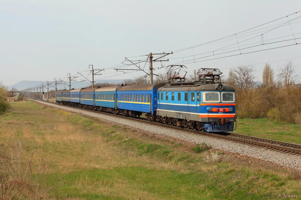 Самохвалово бахчисарайский. Чс2-032. Поезд чс2. Самохвалово (Крым). Перегоны в Бахчисарае.