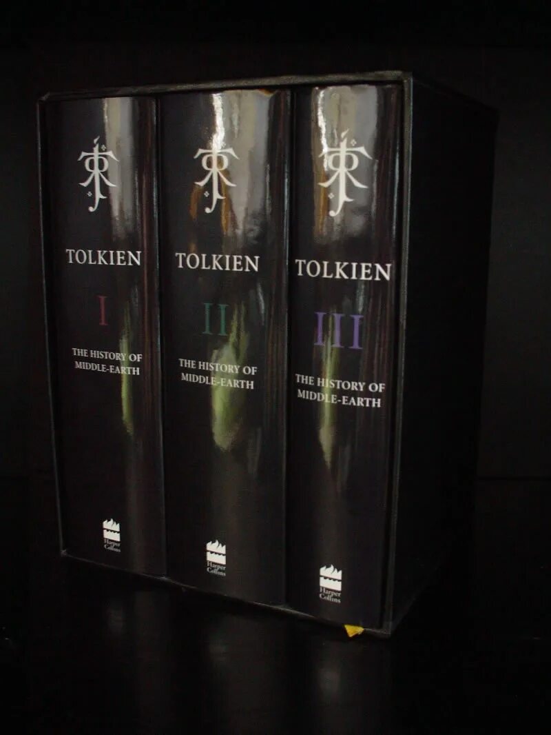 Толкин 12 томов Средиземья. Tolkien Middle Earth книга. Толкиен полная история Средиземья. Легендариум Средиземья 12 томов. Толкин средиземье книги