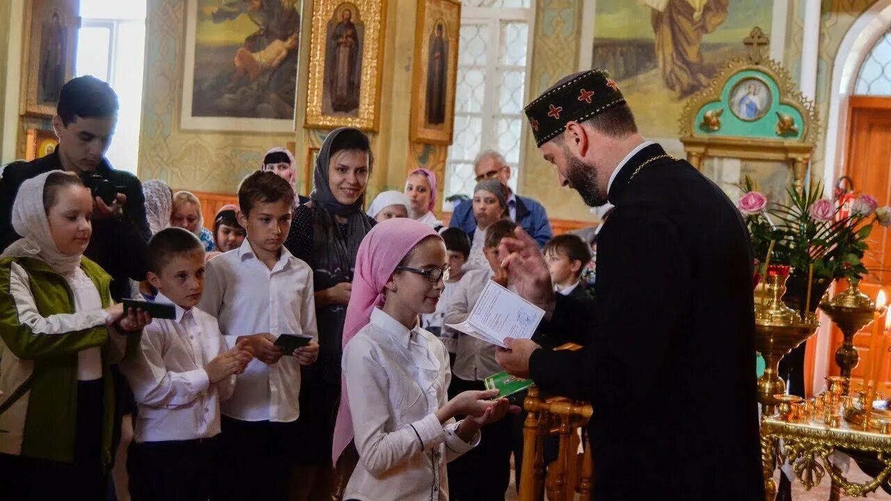 Урюпинская икона праздник. Урюпинская епархия сайт. Настоятельница толгского монастыря ярославской епархии. Духовенство урюпинской епархии. Архиерейская служба.