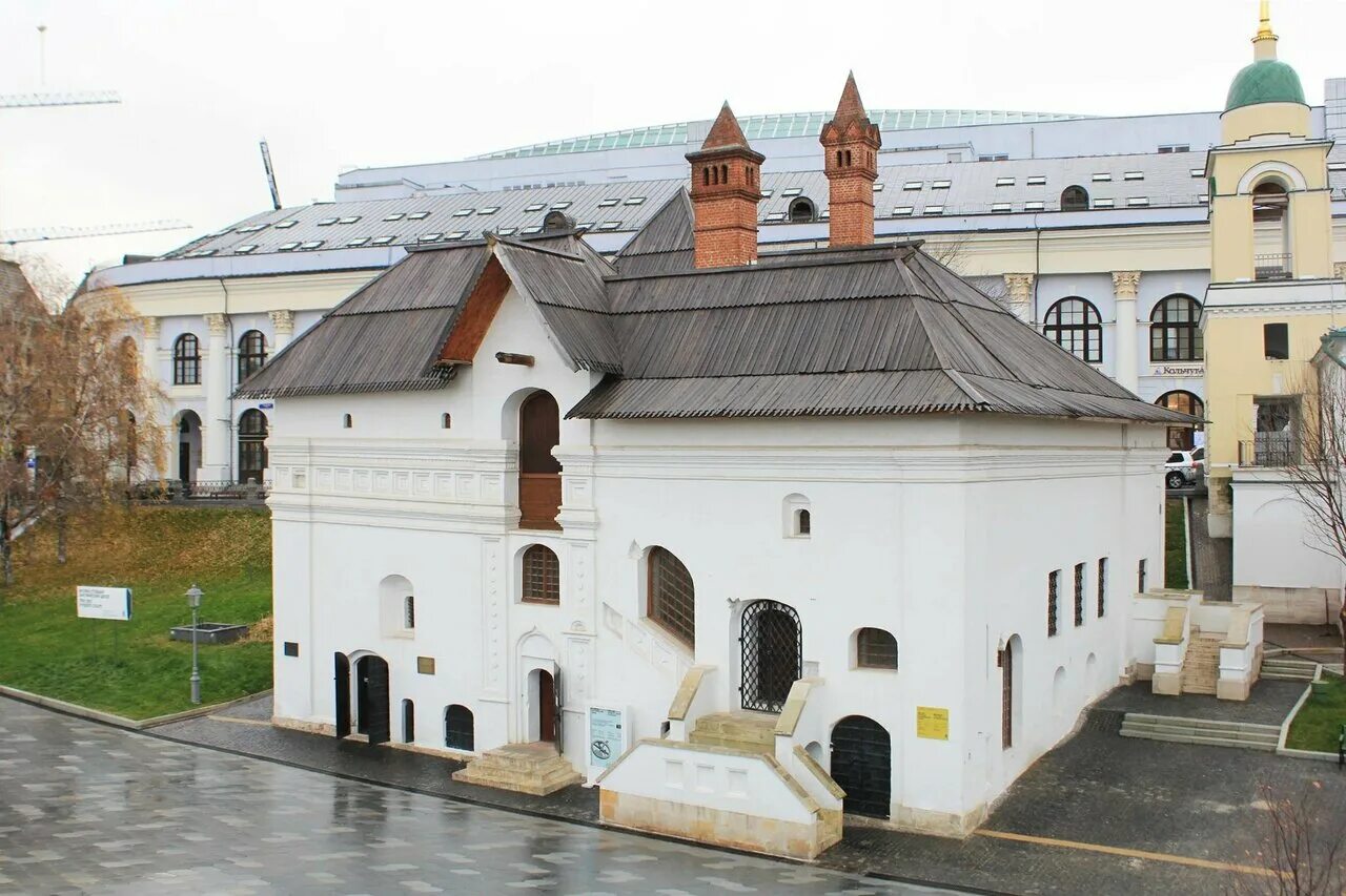 Старый английский двор ул варварка 4а москва. Парк зарядье старый английский двор. Английский двор в москве на варварке. Старый английский двор в москве. Старый английский двор ул варварка 4а москва.