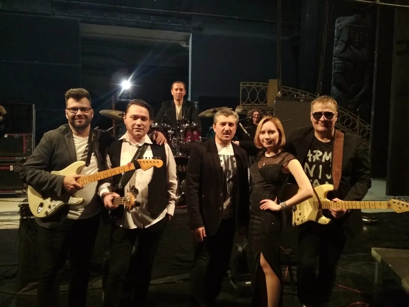 Ска панк стиль. Группа из самары. Djazz группа самара. Группа vlny. Большие люди группа самара.