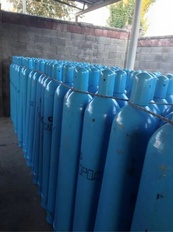 Баллон углекислотный кислородный 40 л. Технические газы. Баллон углекислотный 40л. Баллон для аргона 40л. Баллон кислородный 40л.