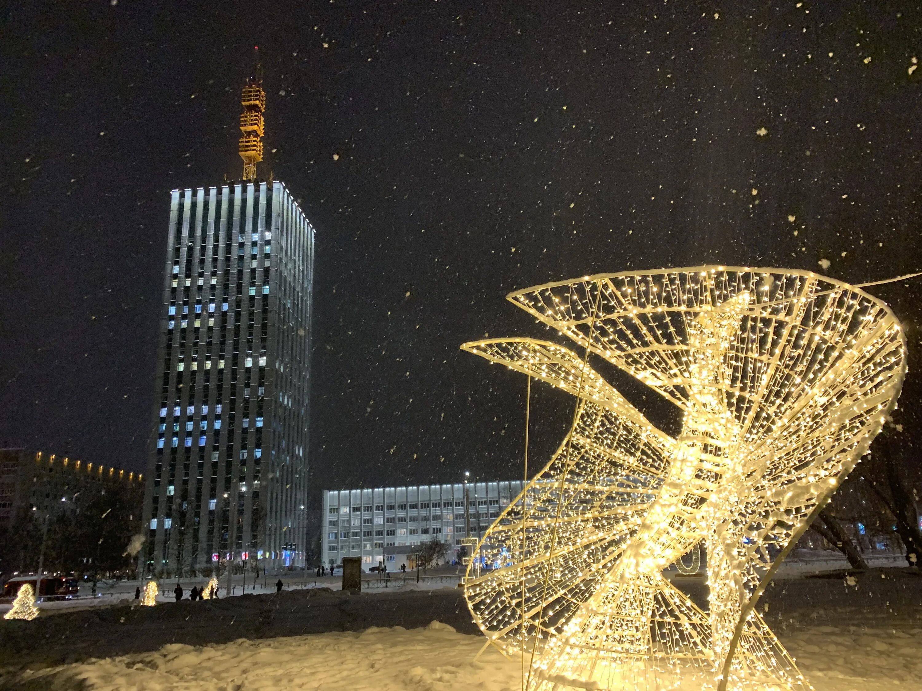 архангельск 2022. архангельск ледяные скульптуры. архангельск центральная площадь. северная двина архангельск с высоты. новогодний архангельск.
